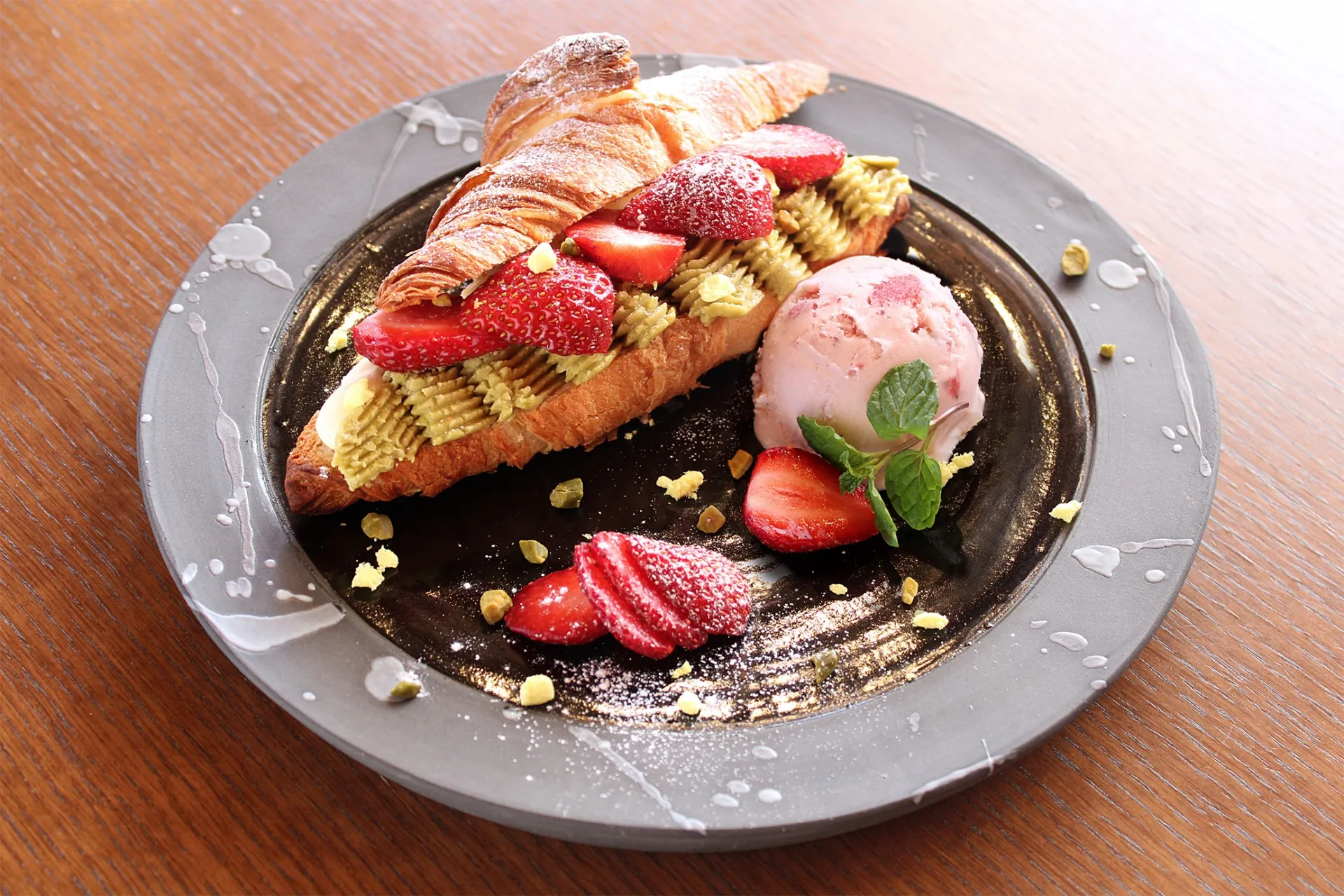 【Bakery&Café野坐】春のいちごフェア開催のお知らせ